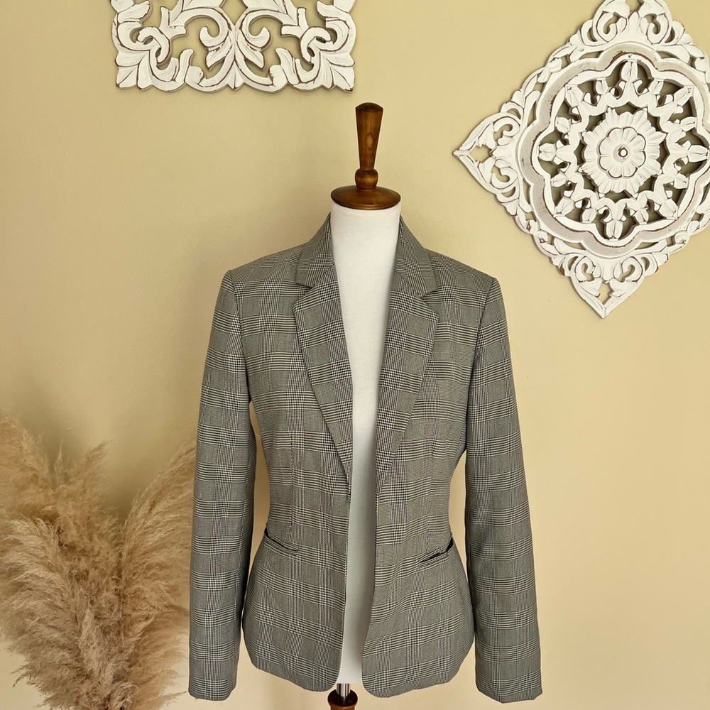 BAR III Womens One-button Blazer